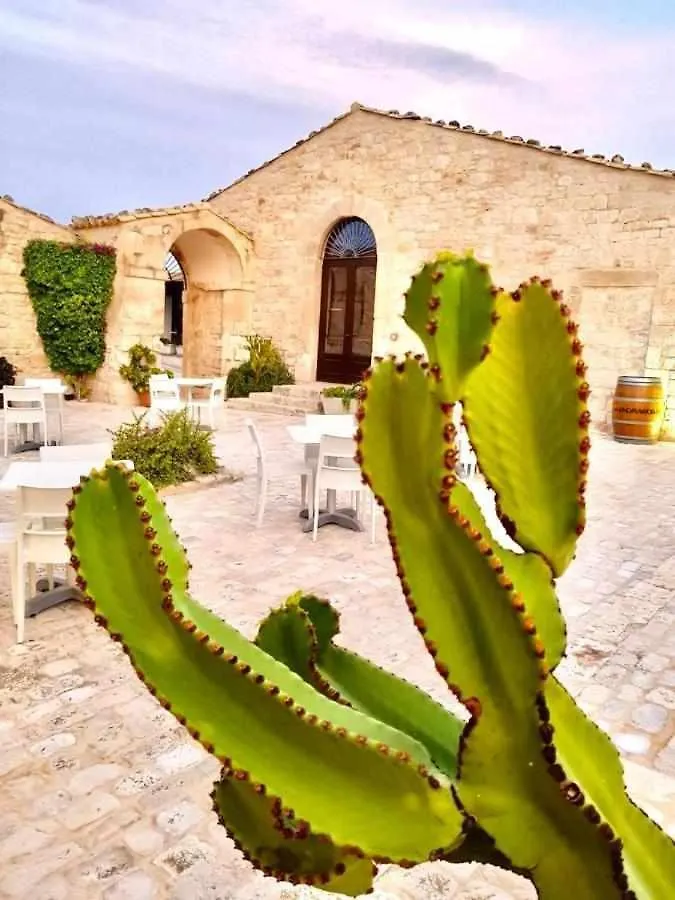 Torre Dantona Country Hotel Marina di Modica 0*,
