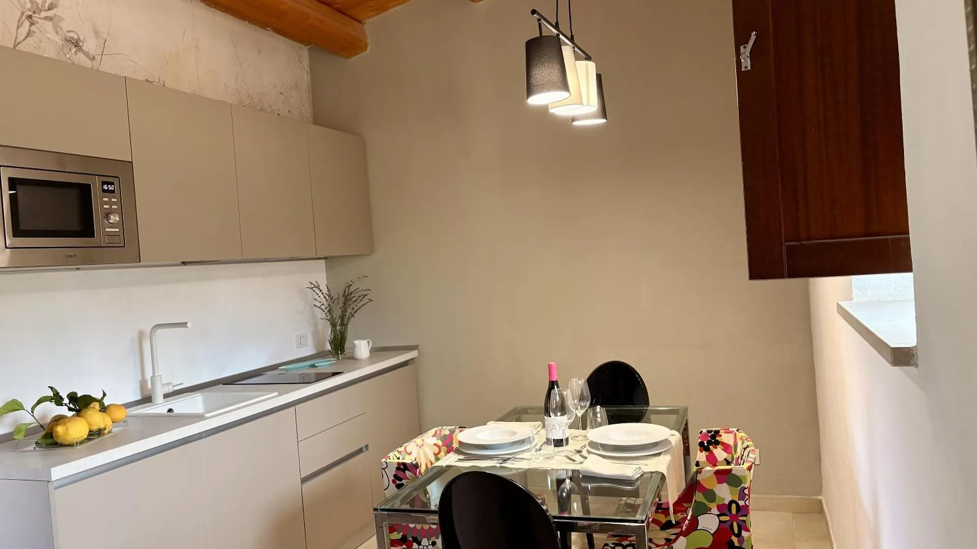 Country house Torre Dantona Country Suites Pozzallo Italy