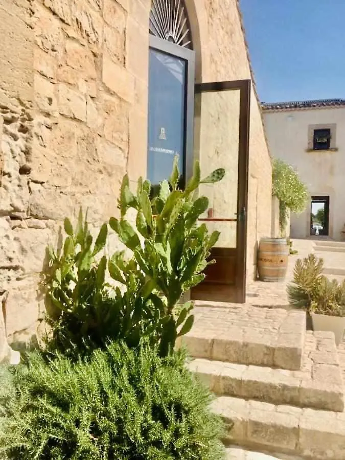 Torre Dantona Country Suites Pozzallo Country house