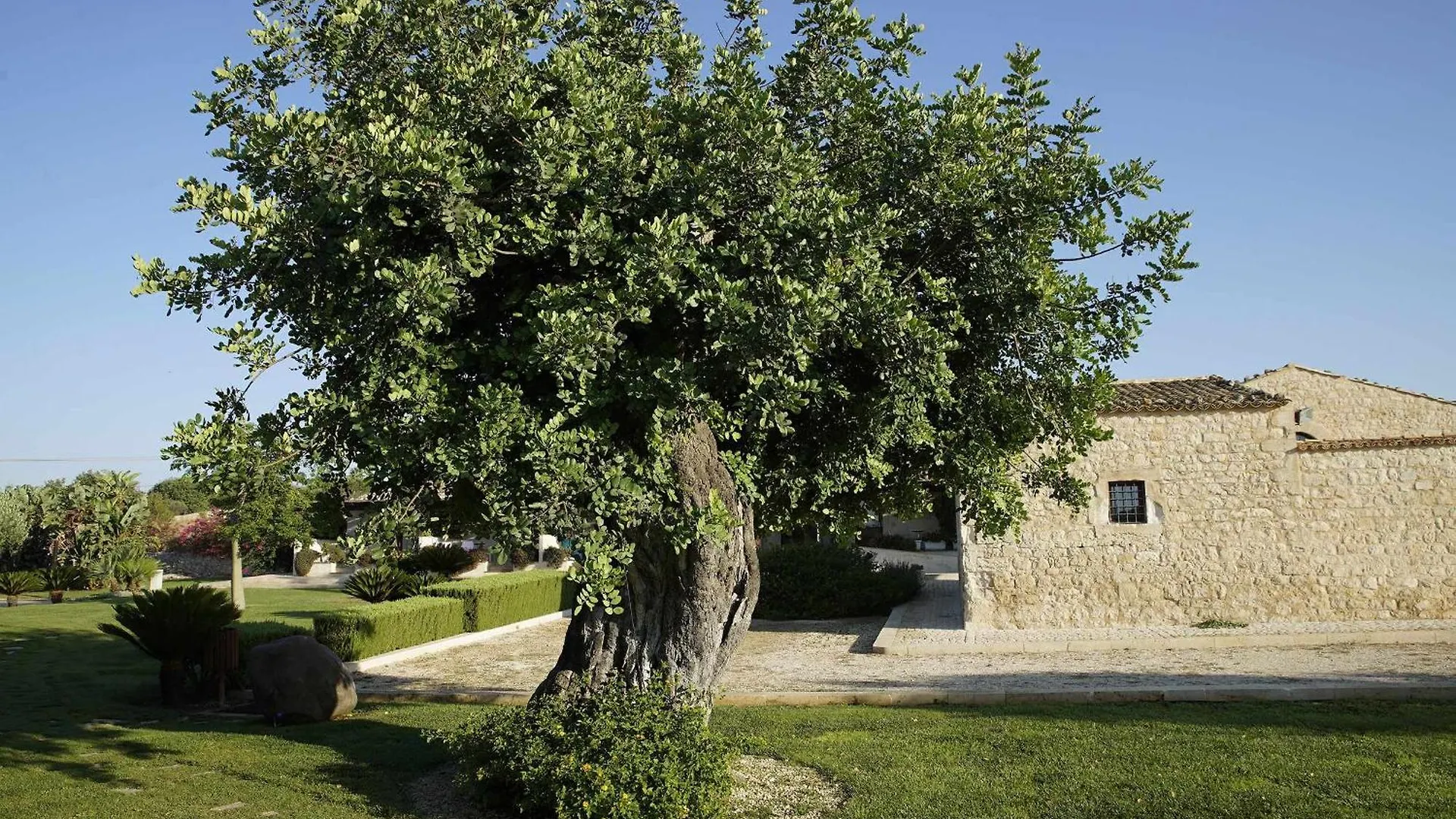 Torre Dantona Country Suites Pozzallo Italy